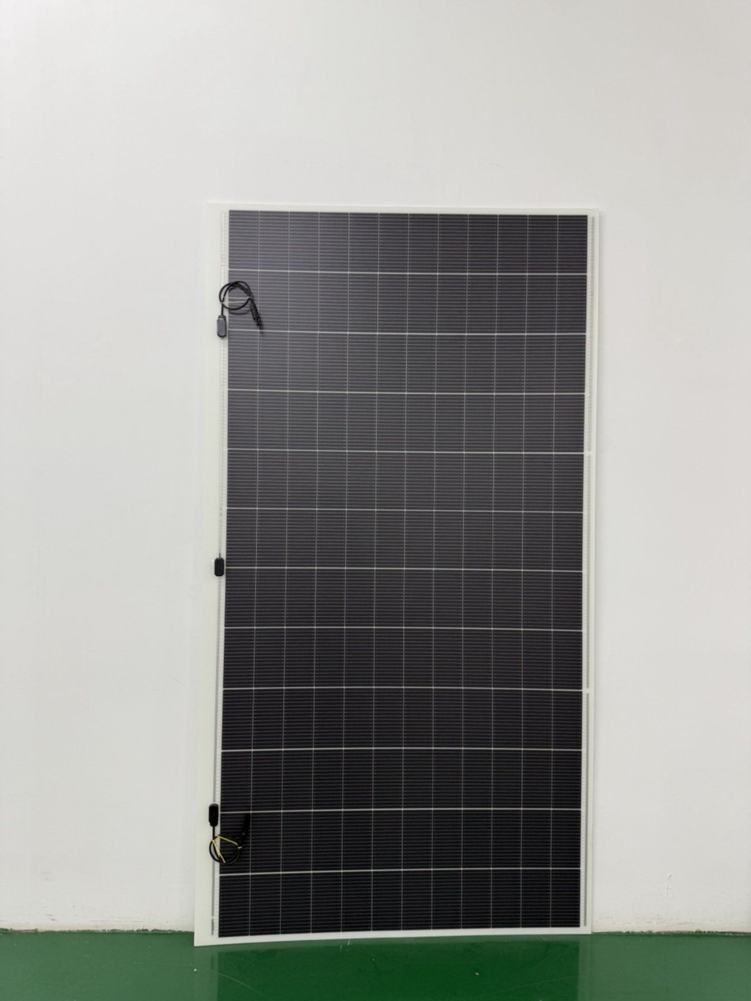 Lightweight Bendable Solar Panel 520W 12V Monocrystalline for RV ...